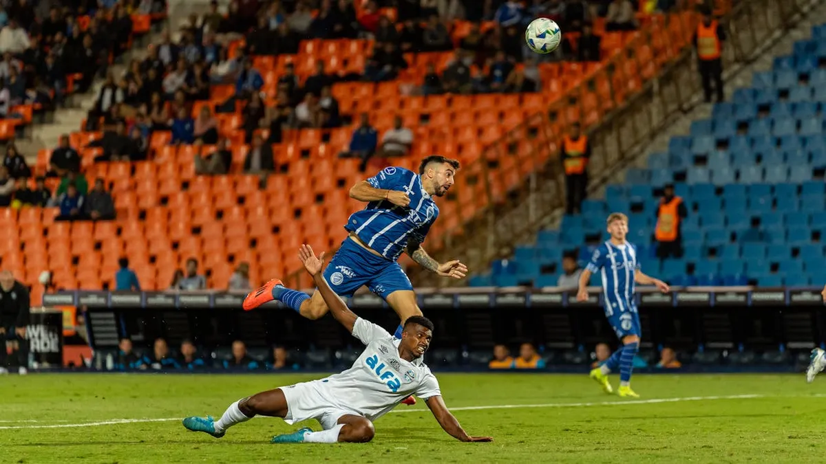 半岛体育 足球投注 赛事战术分析配图